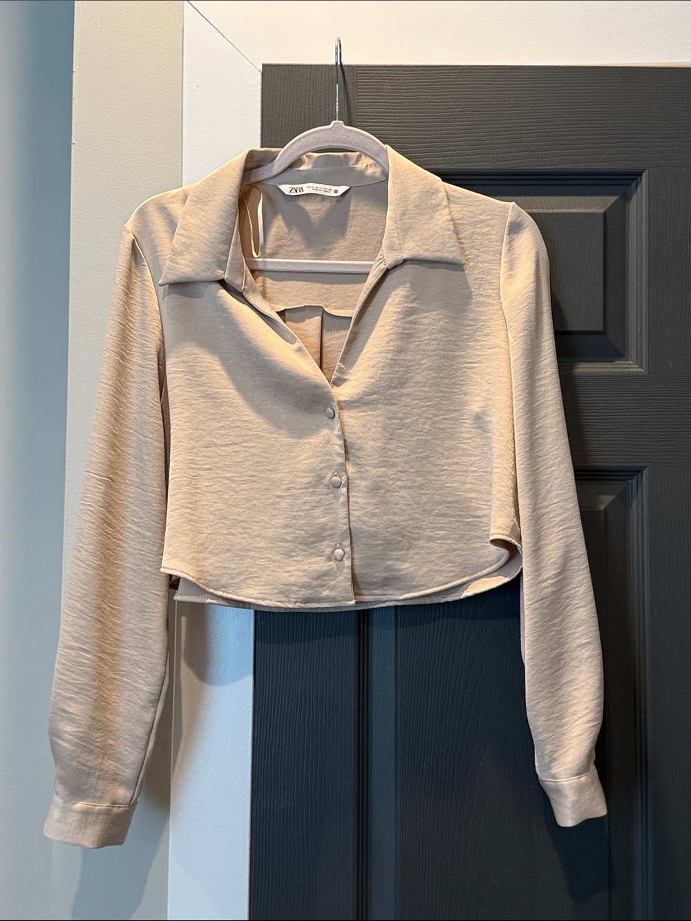 Zara Cream Button-Front Cropped Shirt